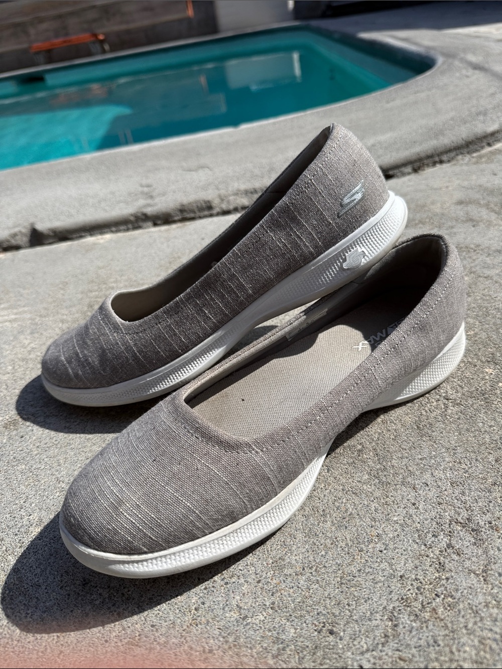 Skechers GoStep Lite Gray Canvas Slip On Loafers Shoes Womens 9